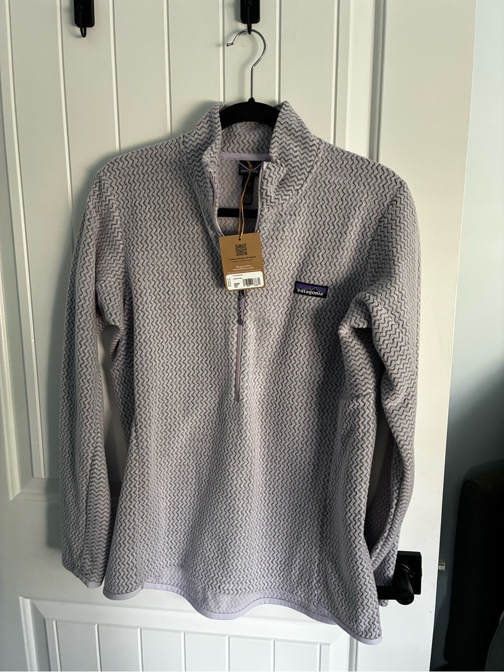 Patagonia Light Gray/Lavender Quarter-Zip Fleece Pullover